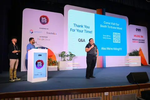 Proprietary vs Open-Source AI Models in Generative AI